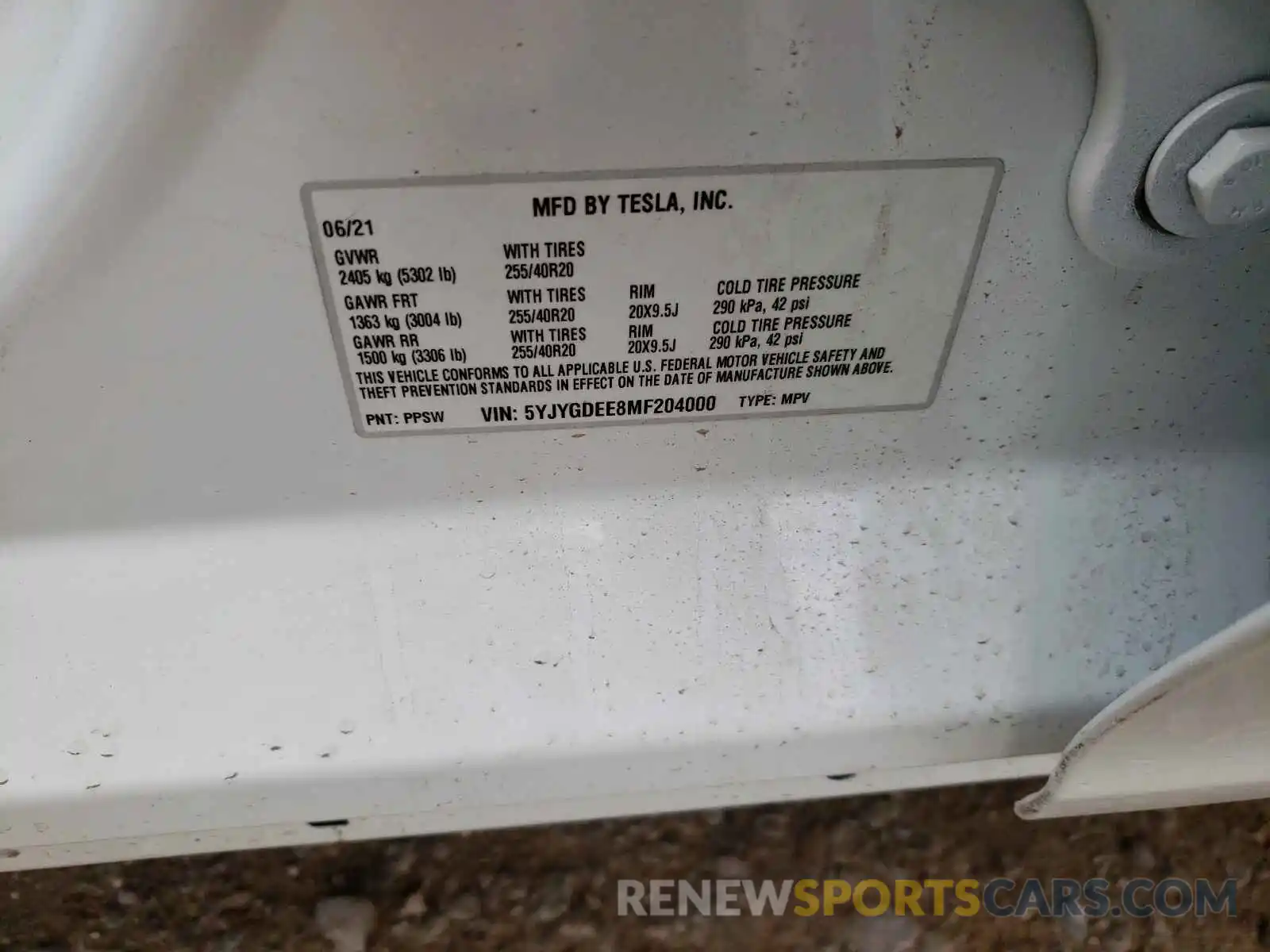 10 Photograph of a damaged car 5YJYGDEE8MF204000 TESLA MODEL Y 2021