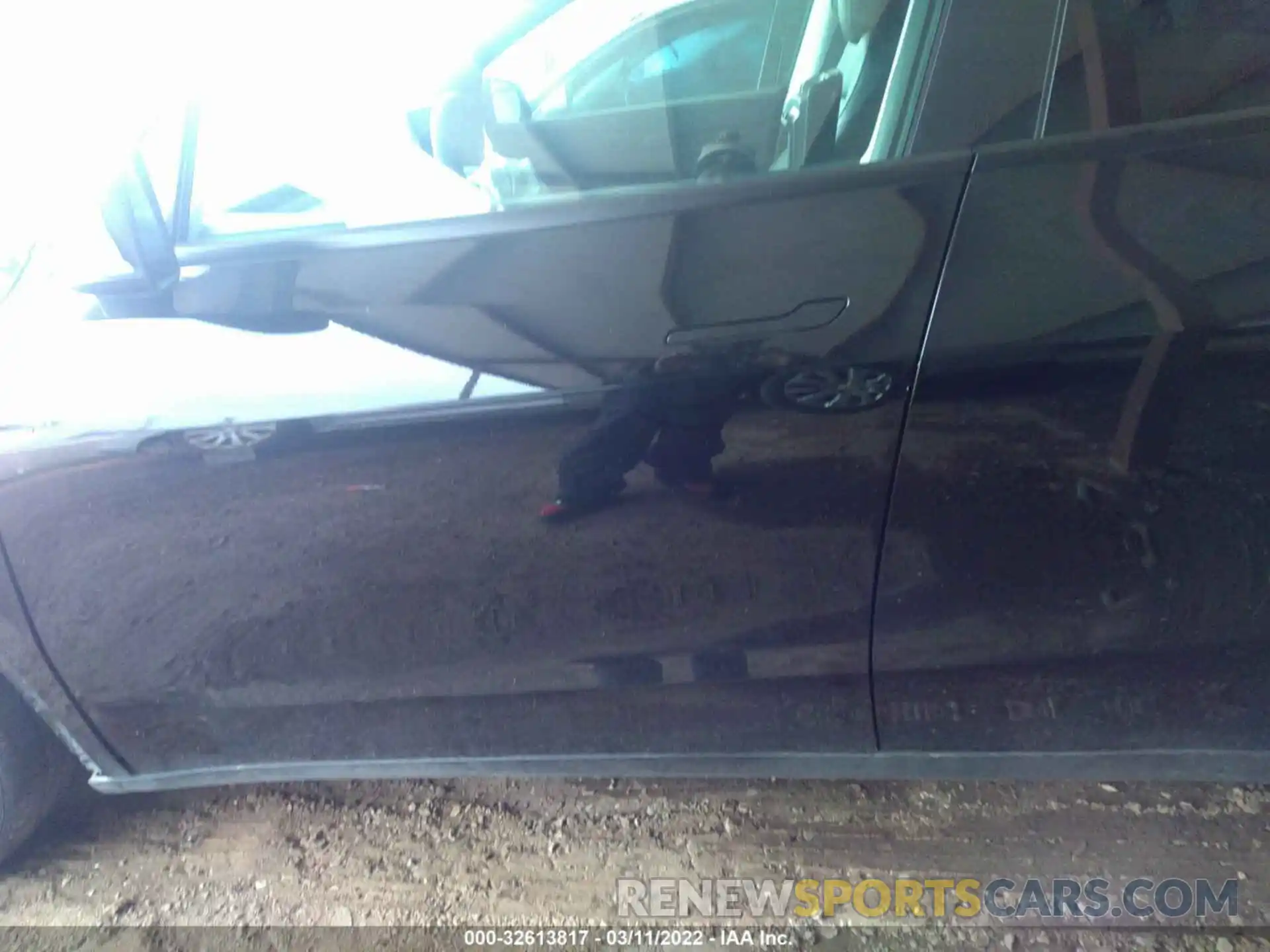 9 Photograph of a damaged car 5YJYGDEE8MF204093 TESLA MODEL Y 2021