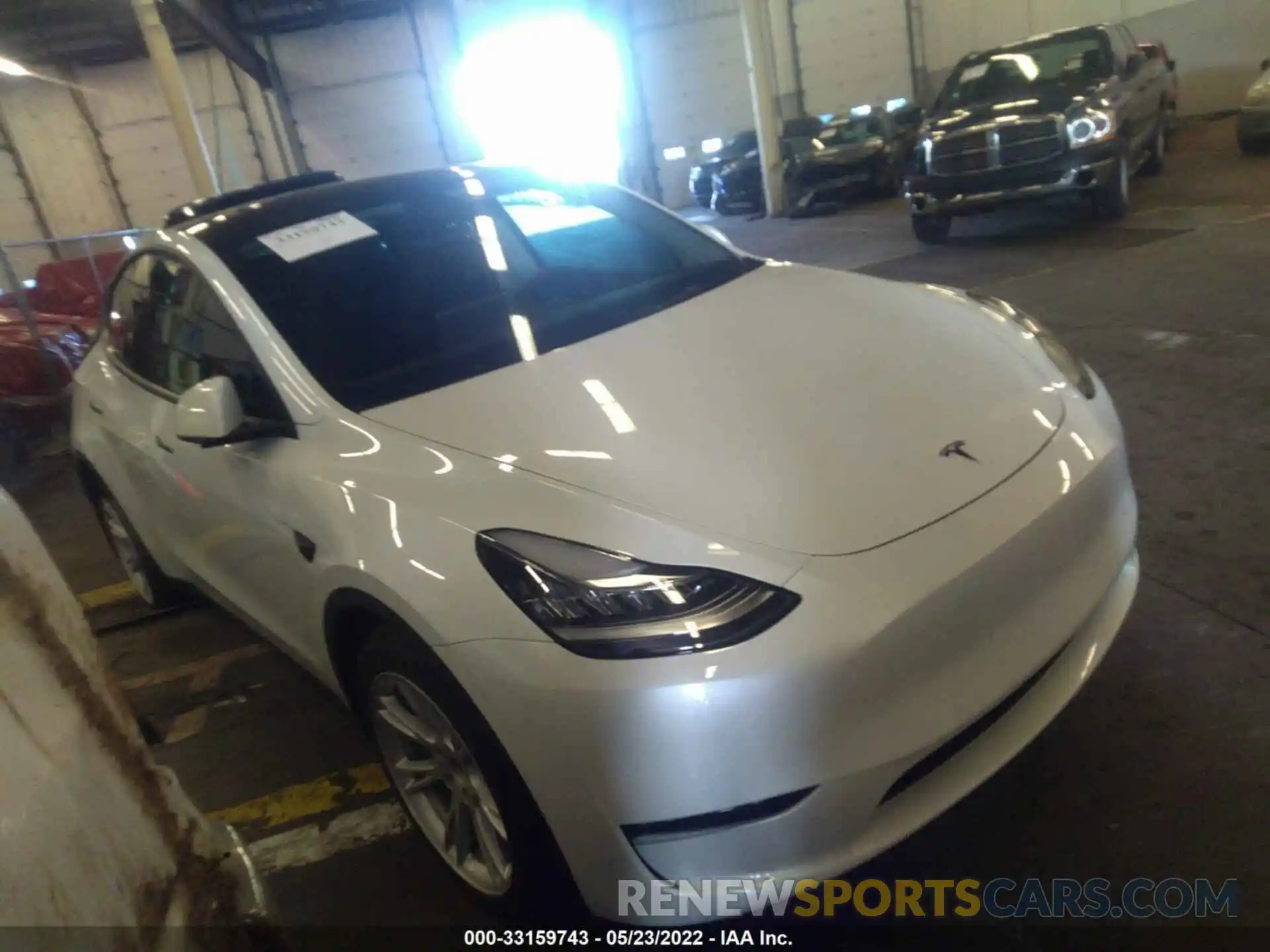 1 Photograph of a damaged car 5YJYGDEE8MF214199 TESLA MODEL Y 2021