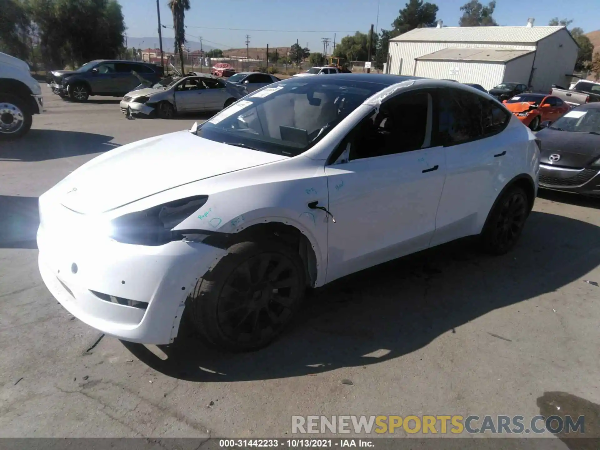 2 Фотография поврежденного автомобиля 5YJYGDEE8MF216860 TESLA MODEL Y 2021