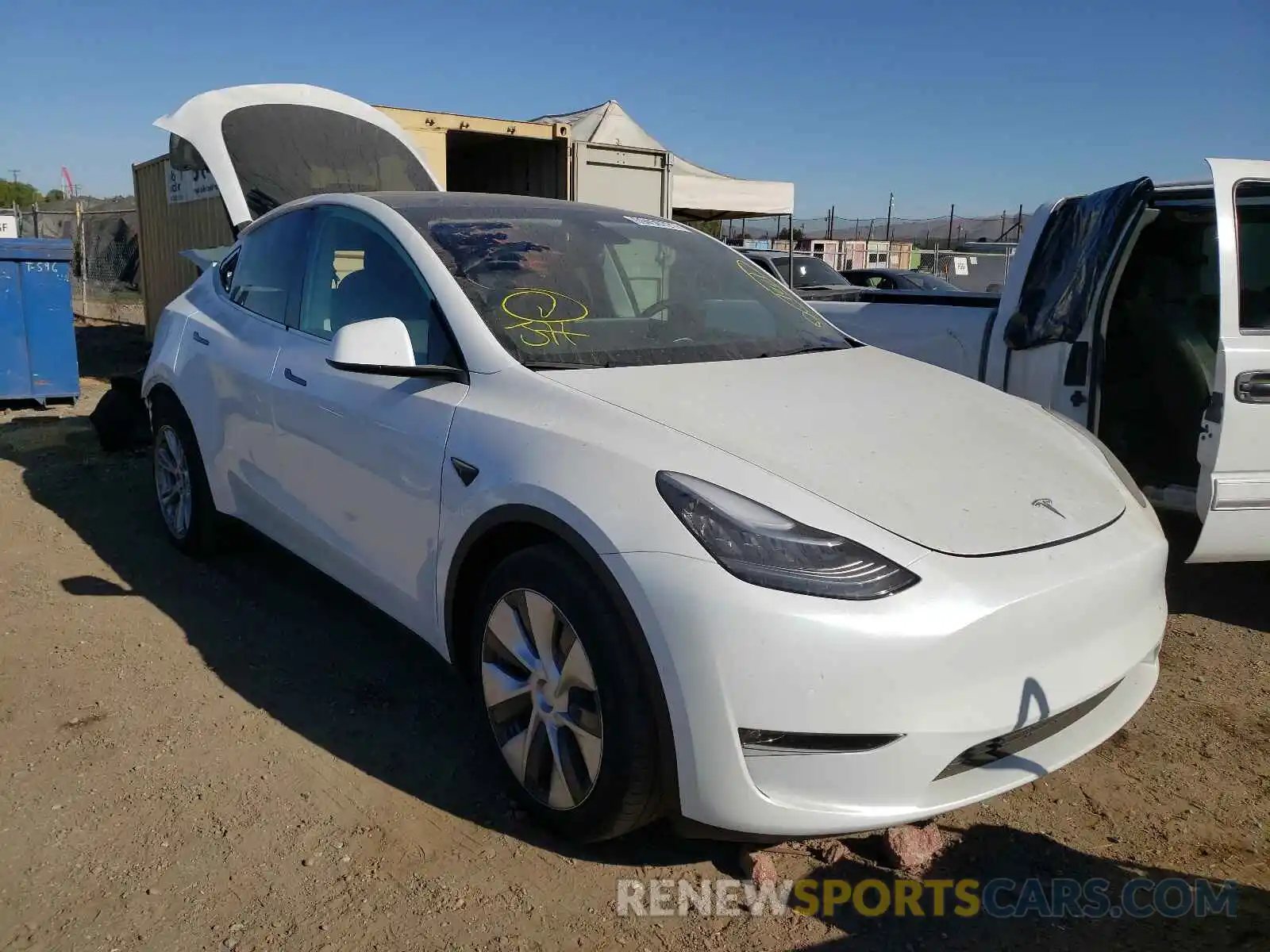 1 Photograph of a damaged car 5YJYGDEE8MF217894 TESLA MODEL Y 2021