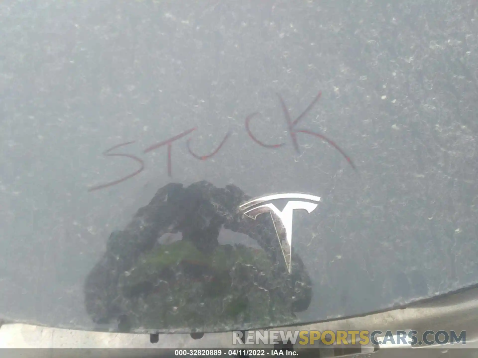 10 Photograph of a damaged car 5YJYGDEE8MF228782 TESLA MODEL Y 2021