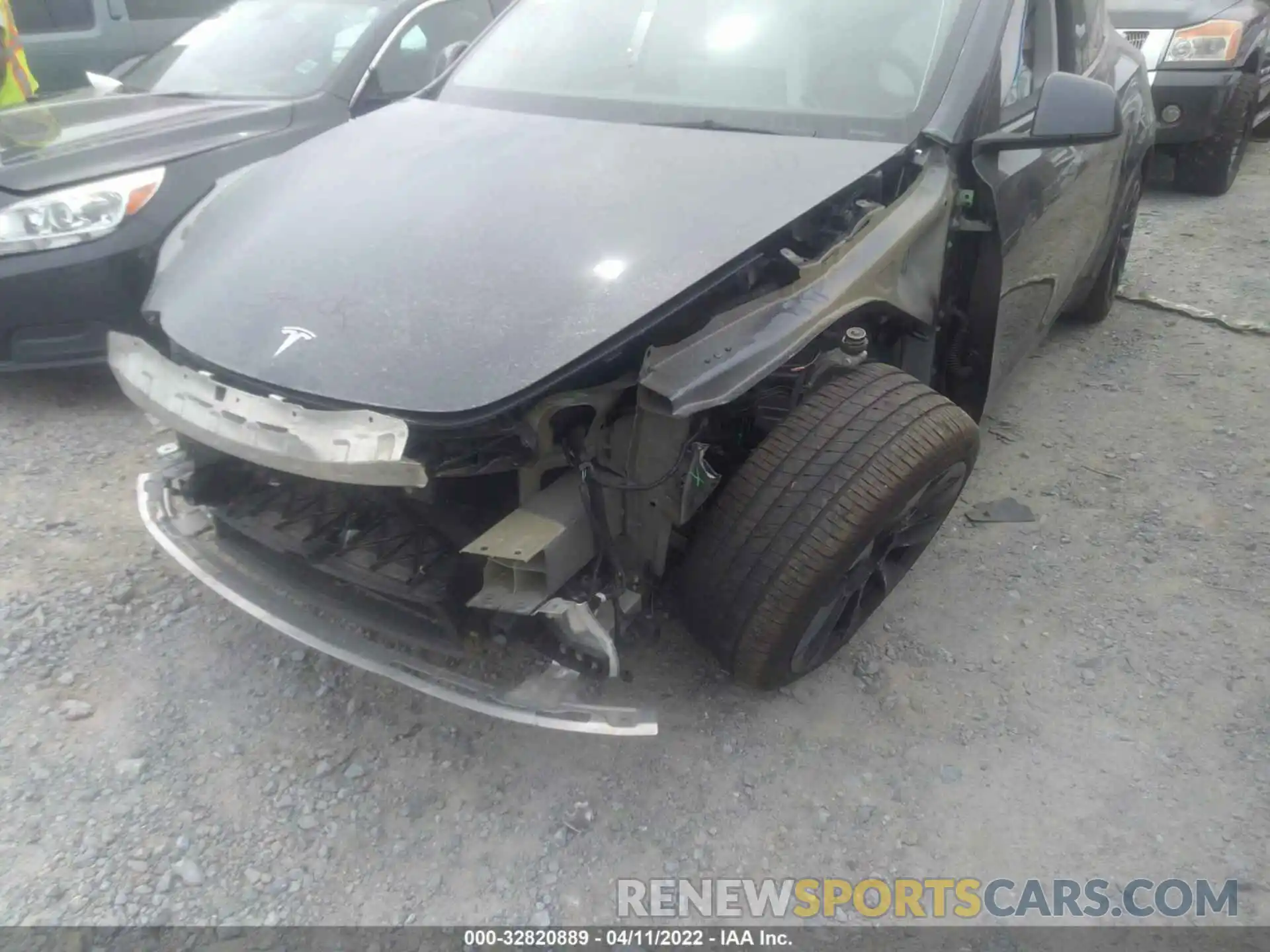 6 Photograph of a damaged car 5YJYGDEE8MF228782 TESLA MODEL Y 2021