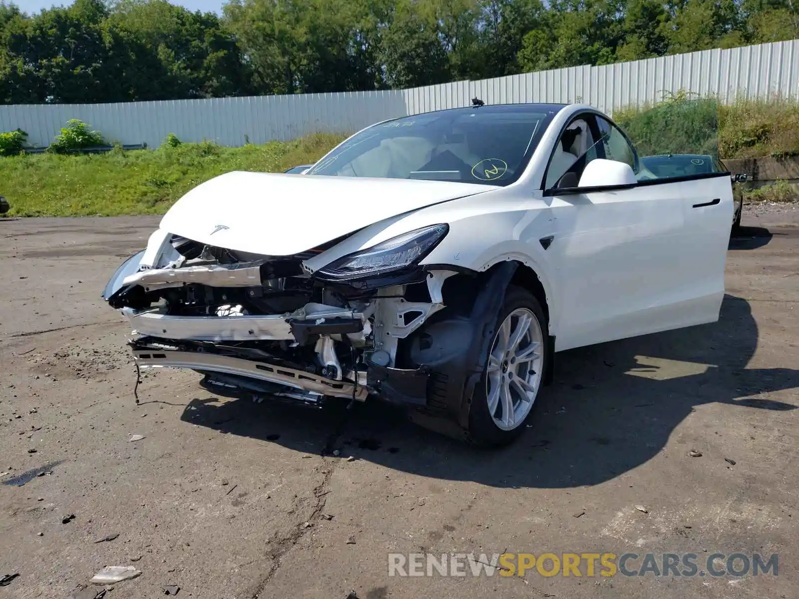 2 Photograph of a damaged car 5YJYGDEE8MF231066 TESLA MODEL Y 2021