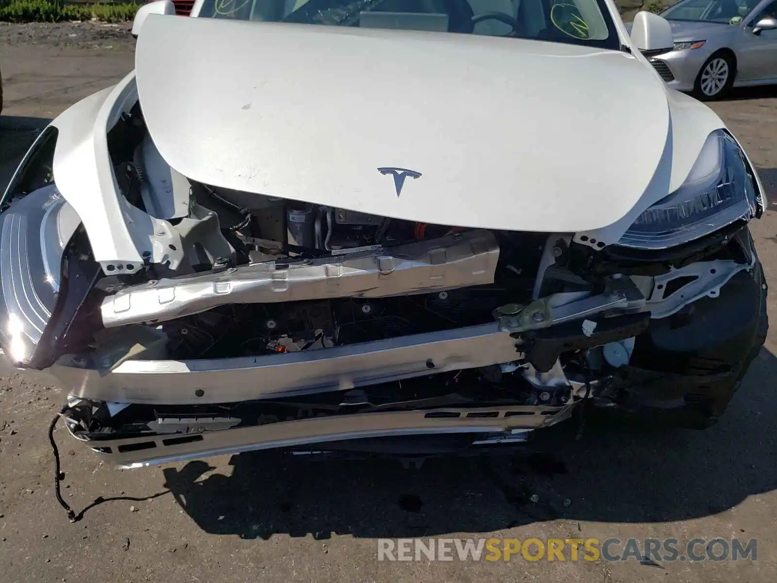 9 Photograph of a damaged car 5YJYGDEE8MF231066 TESLA MODEL Y 2021