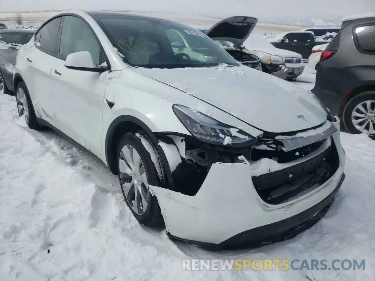 1 Photograph of a damaged car 5YJYGDEE8MF246859 TESLA MODEL Y 2021