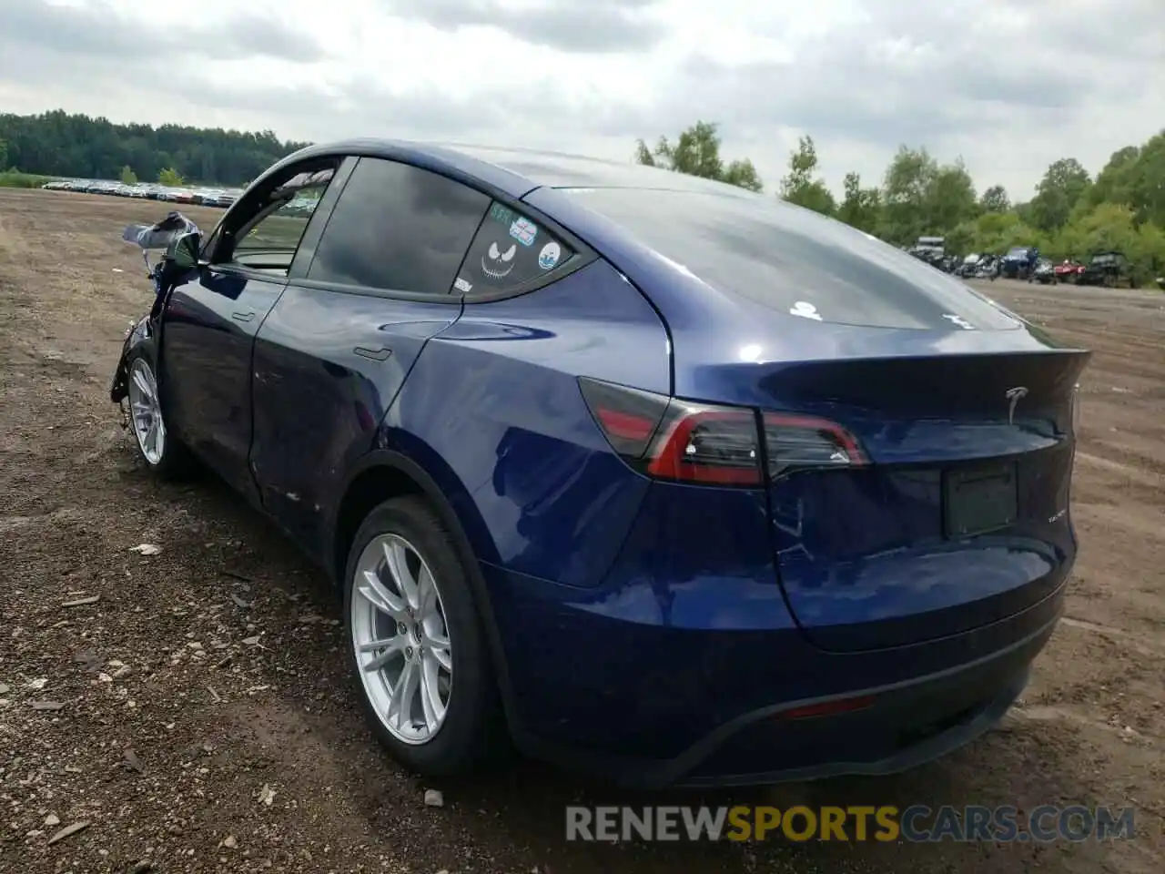 3 Photograph of a damaged car 5YJYGDEE8MF257666 TESLA MODEL Y 2021