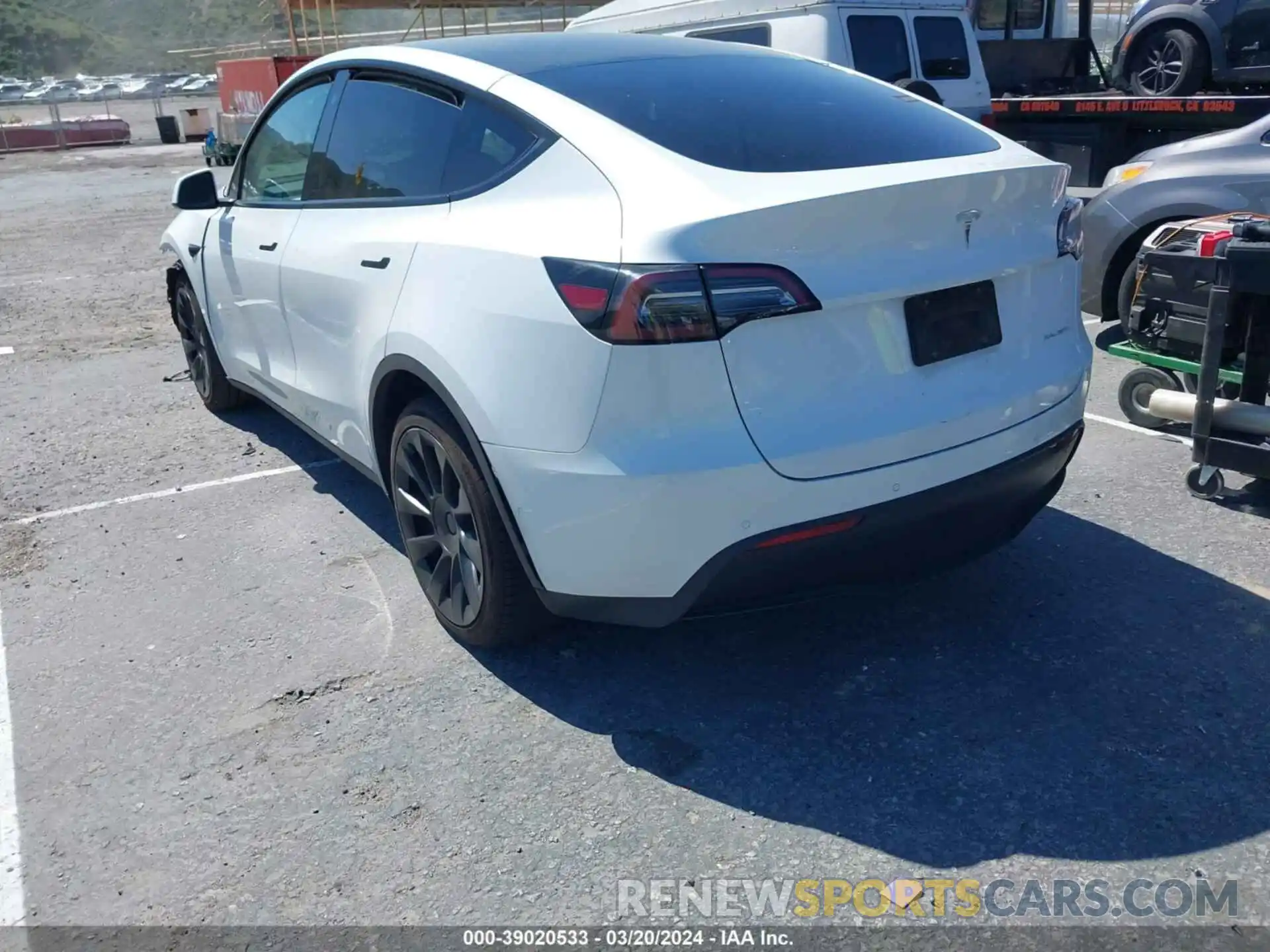 3 Photograph of a damaged car 5YJYGDEE8MF257926 TESLA MODEL Y 2021