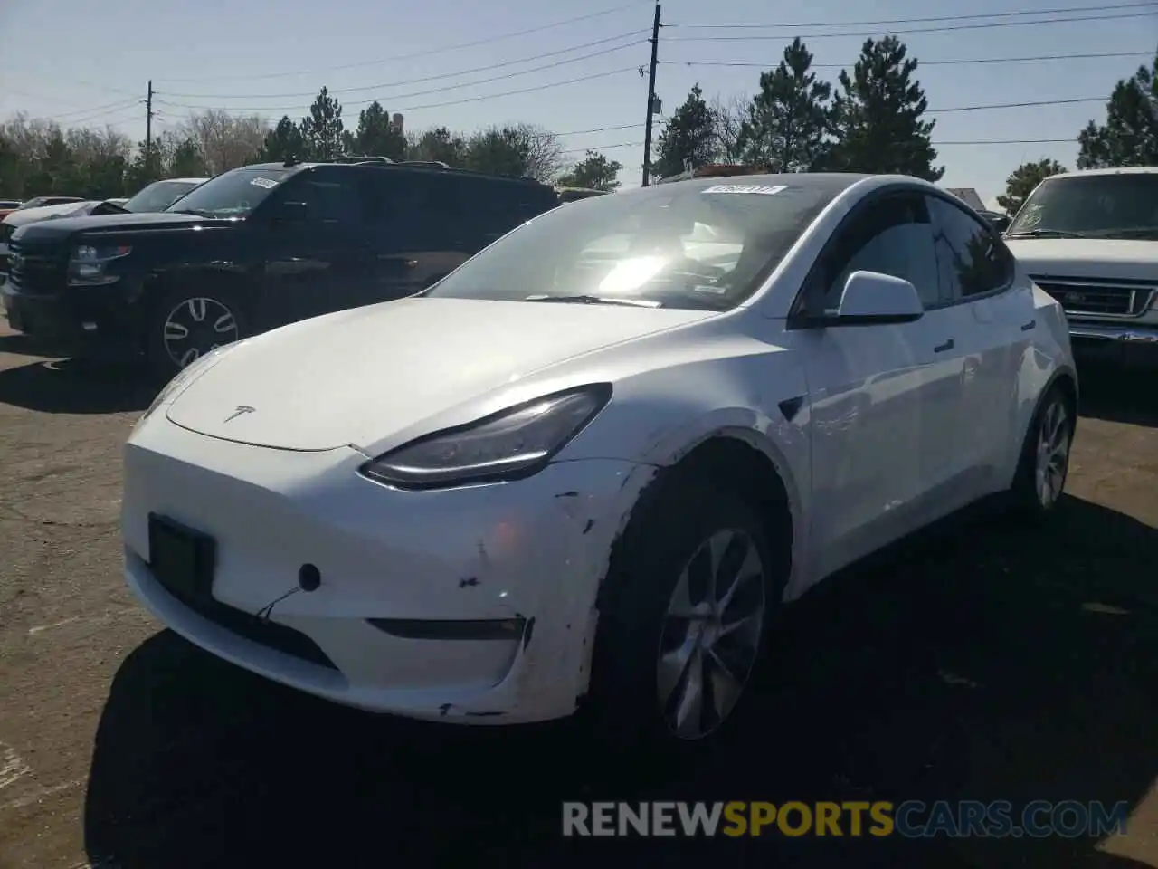 2 Photograph of a damaged car 5YJYGDEE8MF269381 TESLA MODEL Y 2021