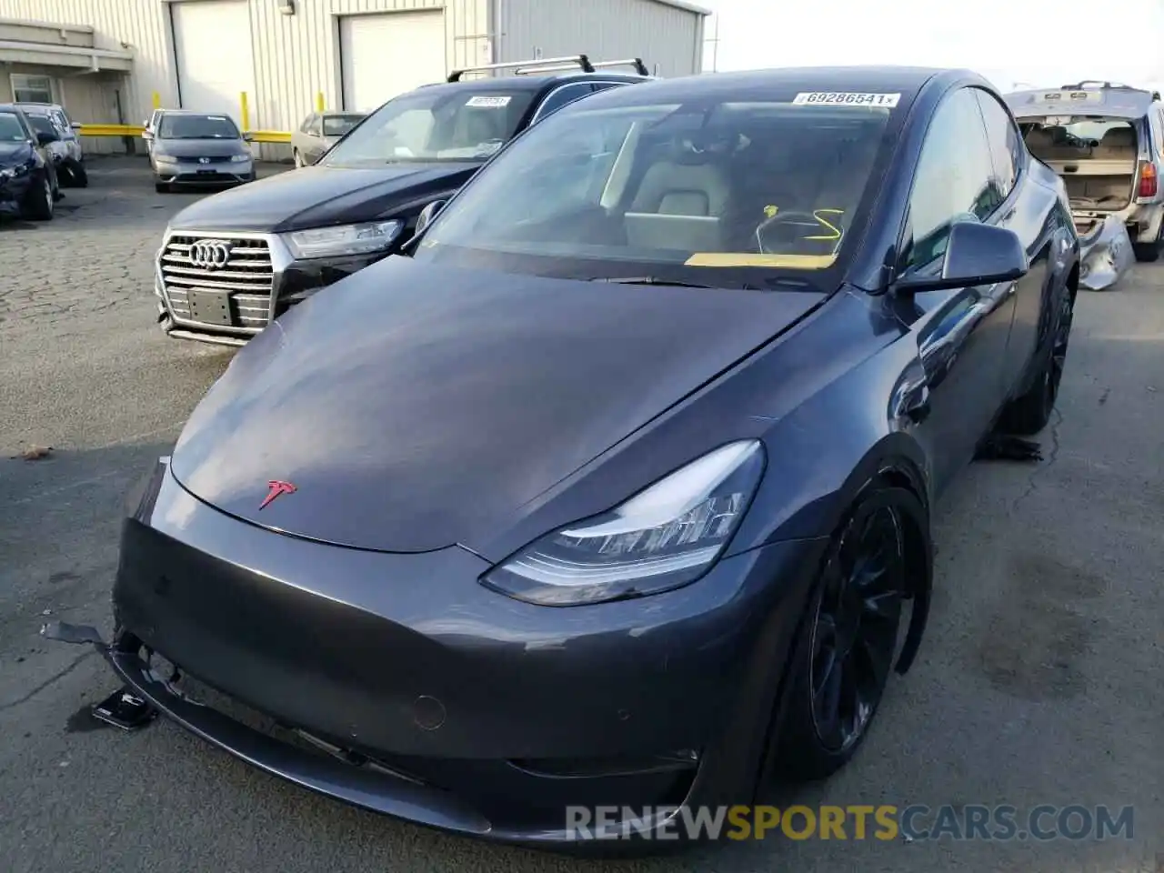 2 Photograph of a damaged car 5YJYGDEE8MF274905 TESLA MODEL Y 2021