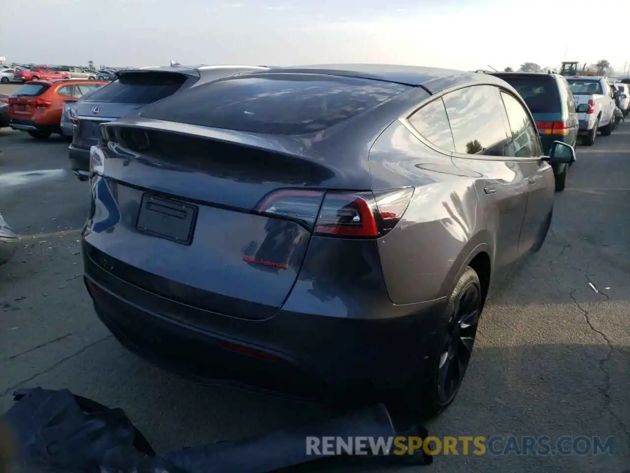 4 Фотография поврежденного автомобиля 5YJYGDEE8MF274905 TESLA MODEL Y 2021