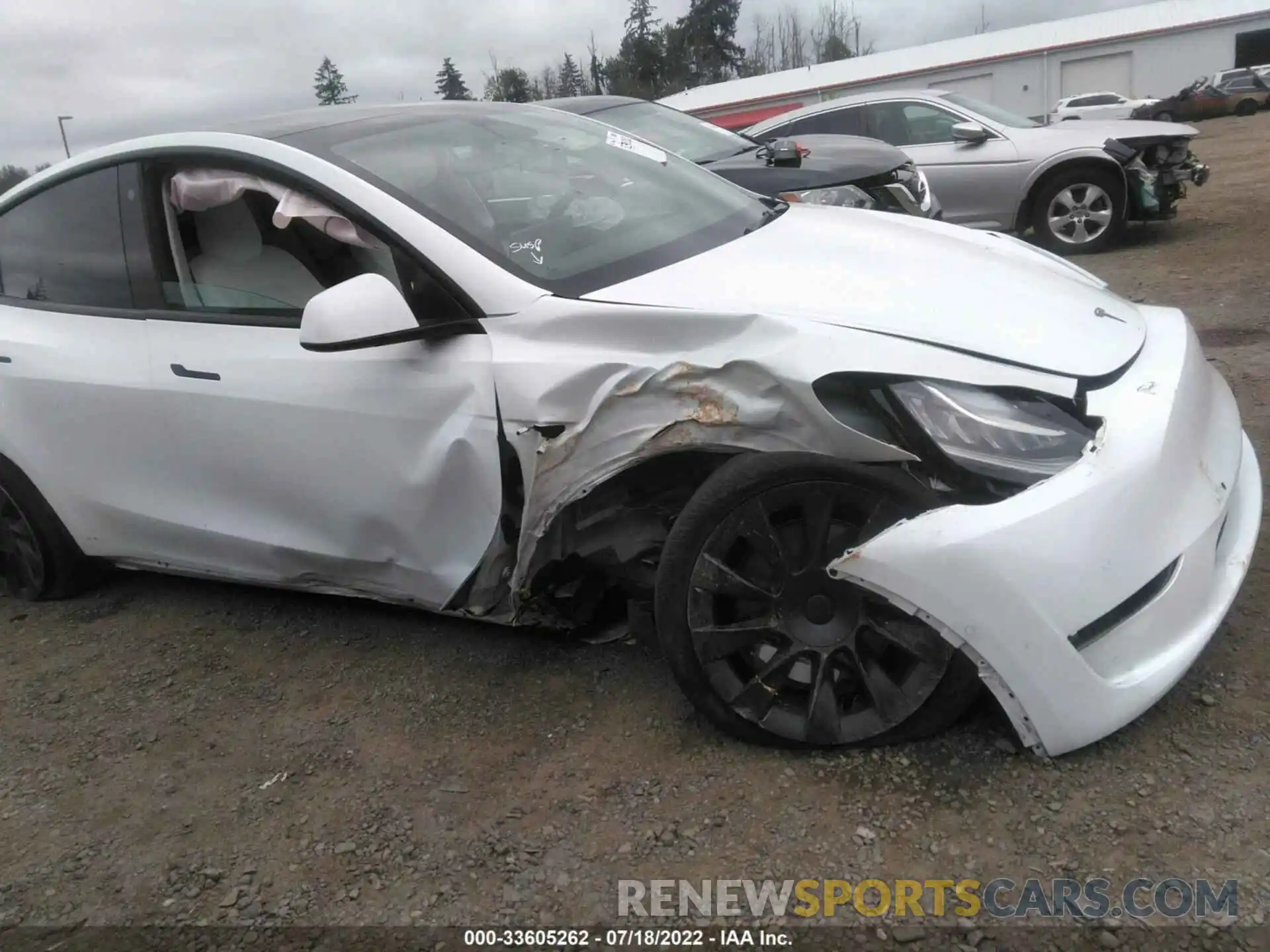 6 Photograph of a damaged car 5YJYGDEE8MF293356 TESLA MODEL Y 2021