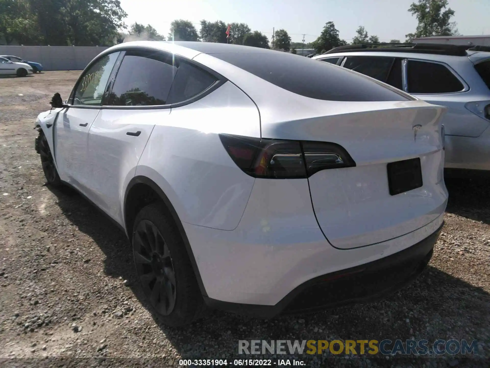 3 Фотография поврежденного автомобиля 5YJYGDEE8MF300001 TESLA MODEL Y 2021