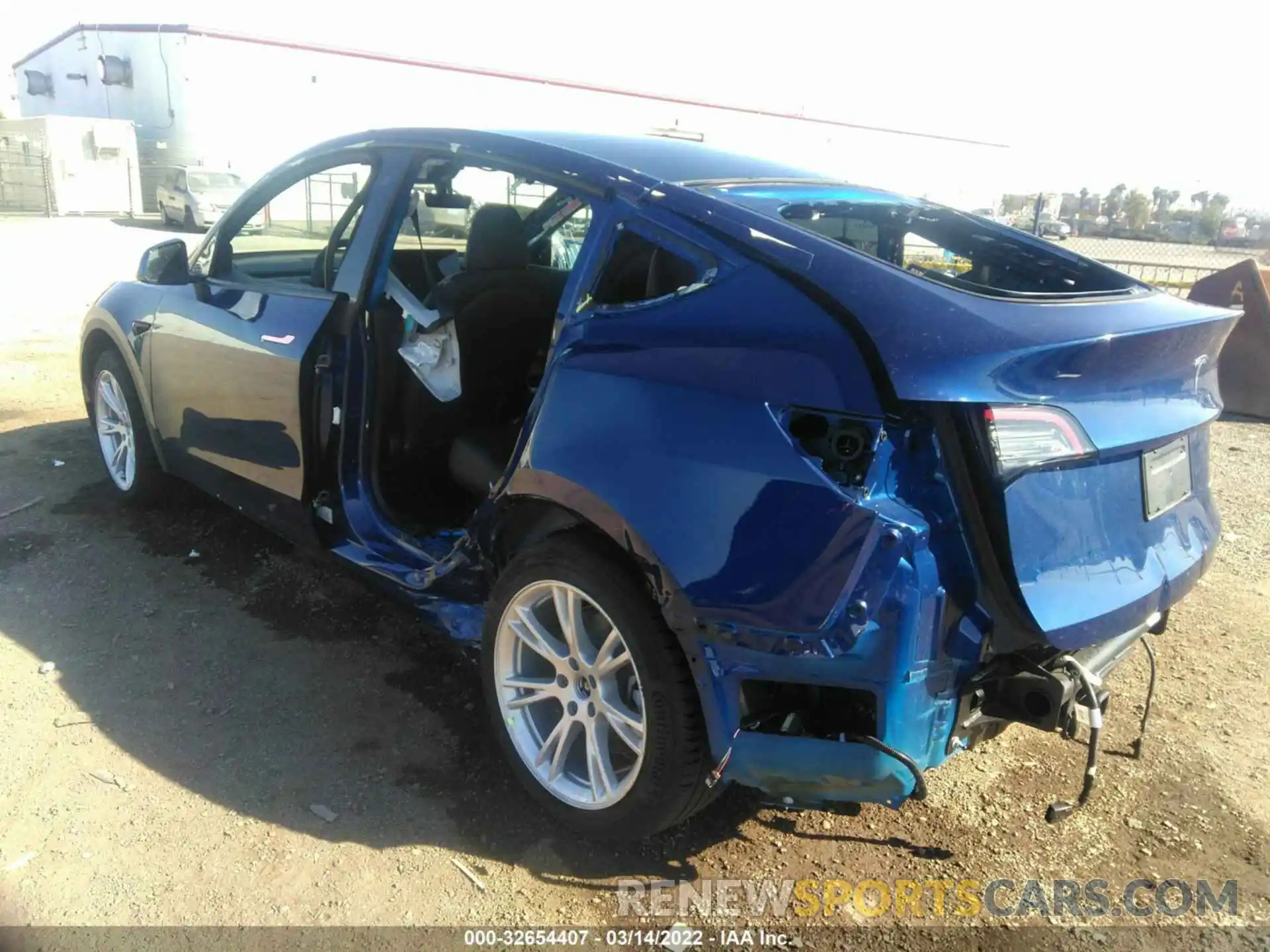 3 Photograph of a damaged car 5YJYGDEE8MF302623 TESLA MODEL Y 2021