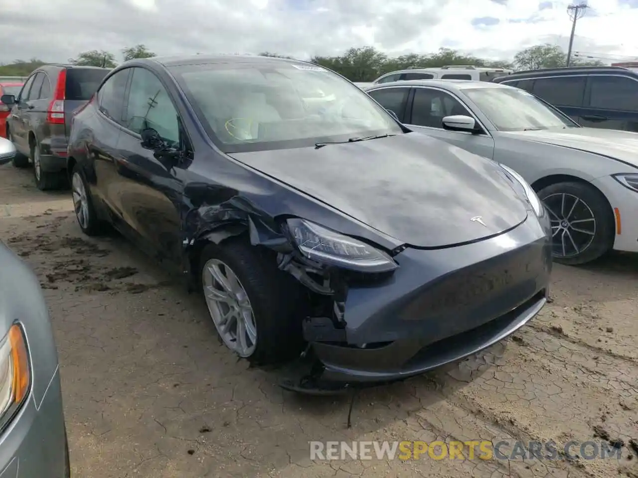 1 Photograph of a damaged car 5YJYGDEE9MF064734 TESLA MODEL Y 2021