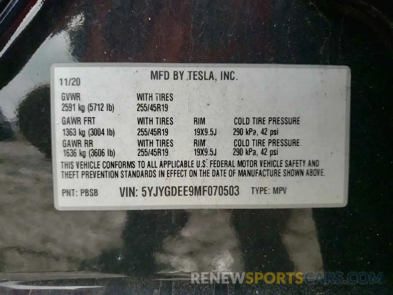 10 Photograph of a damaged car 5YJYGDEE9MF070503 TESLA MODEL Y 2021