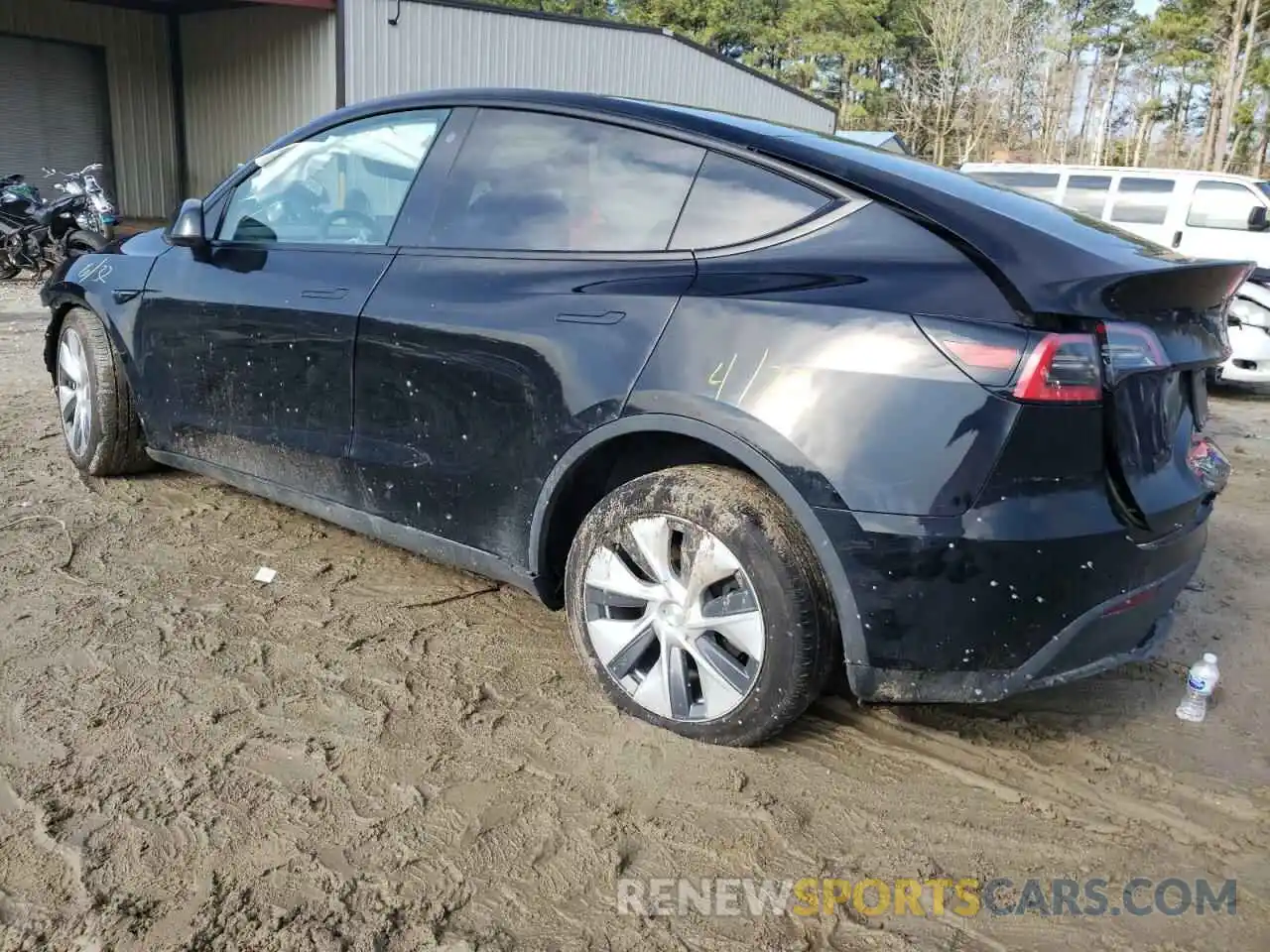 3 Photograph of a damaged car 5YJYGDEE9MF070503 TESLA MODEL Y 2021