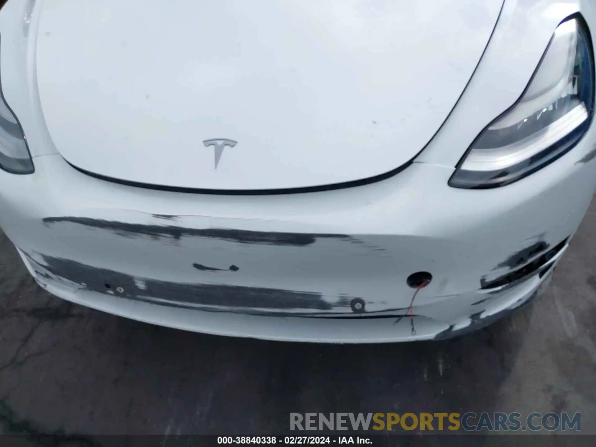 13 Photograph of a damaged car 5YJYGDEE9MF075605 TESLA MODEL Y 2021