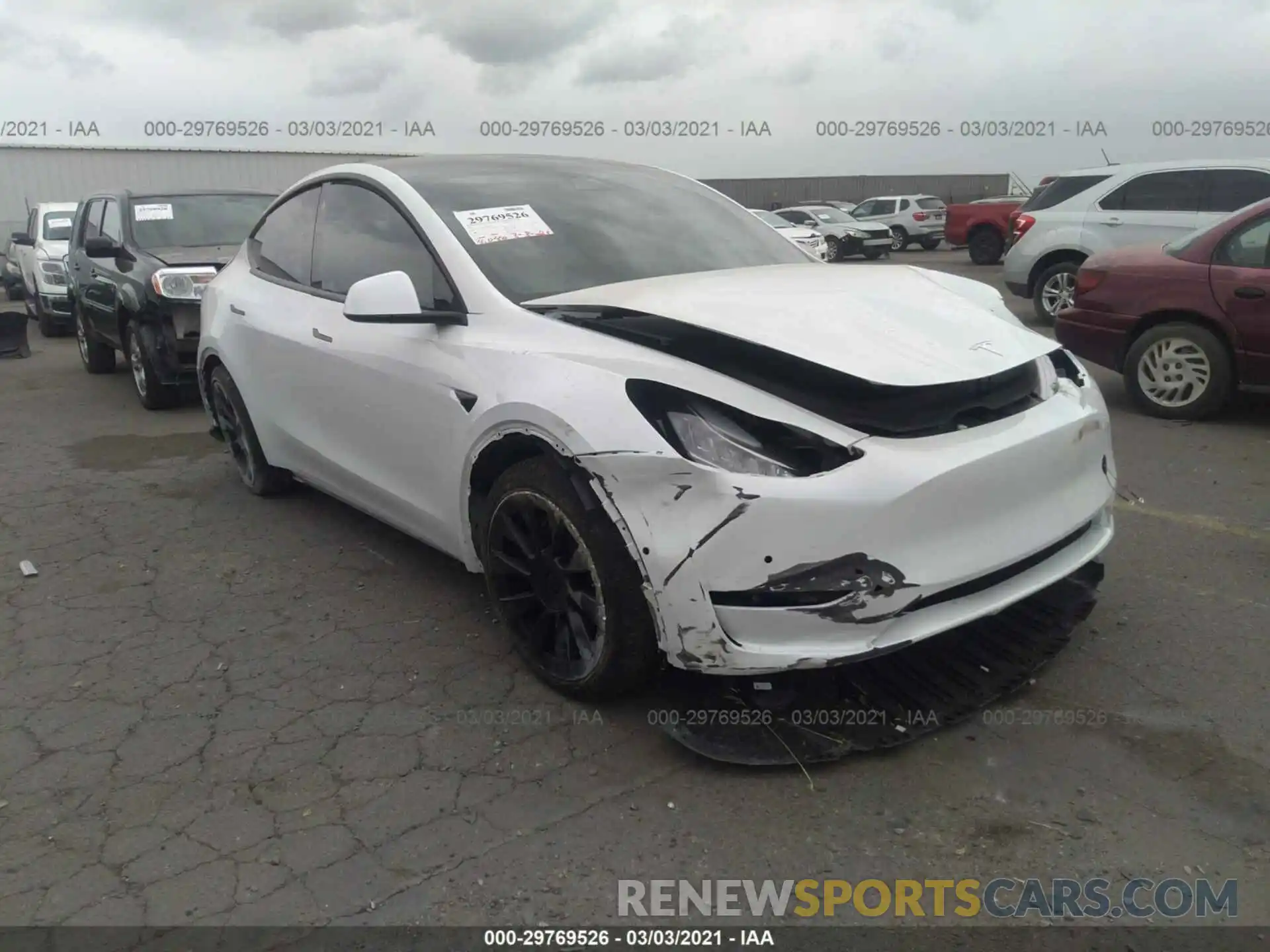 1 Photograph of a damaged car 5YJYGDEE9MF075815 TESLA MODEL Y 2021