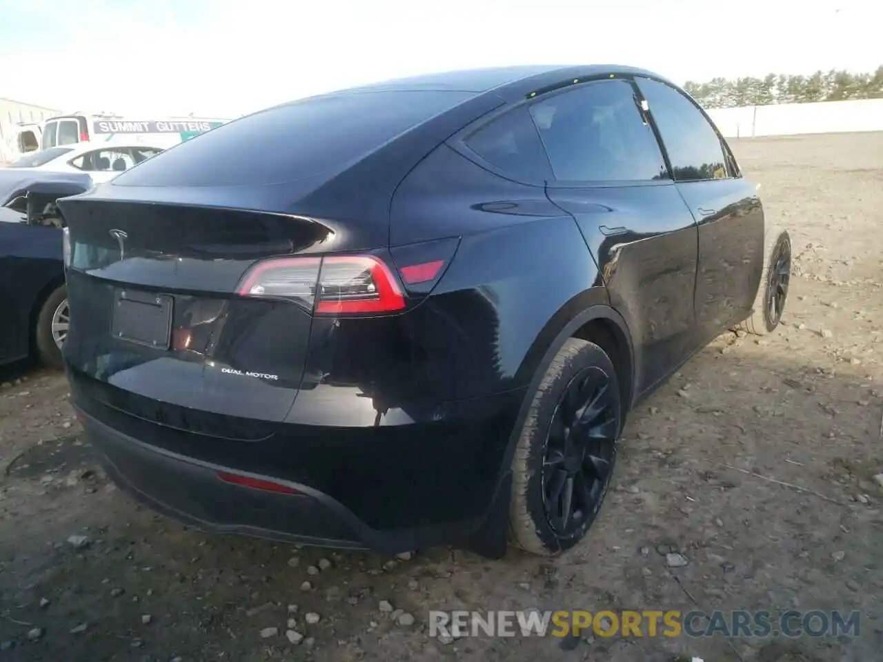 4 Photograph of a damaged car 5YJYGDEE9MF076589 TESLA MODEL Y 2021