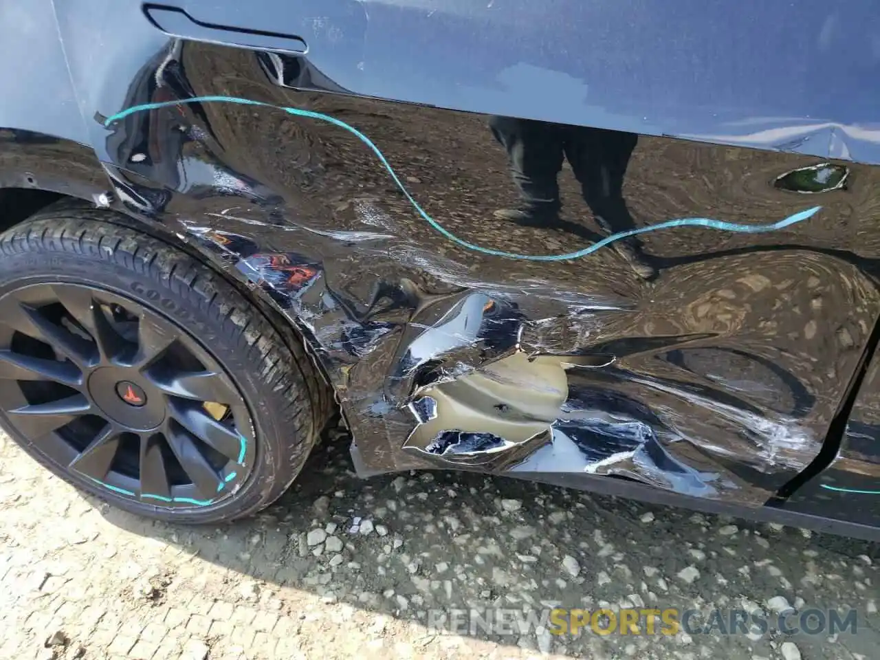 9 Photograph of a damaged car 5YJYGDEE9MF078410 TESLA MODEL Y 2021