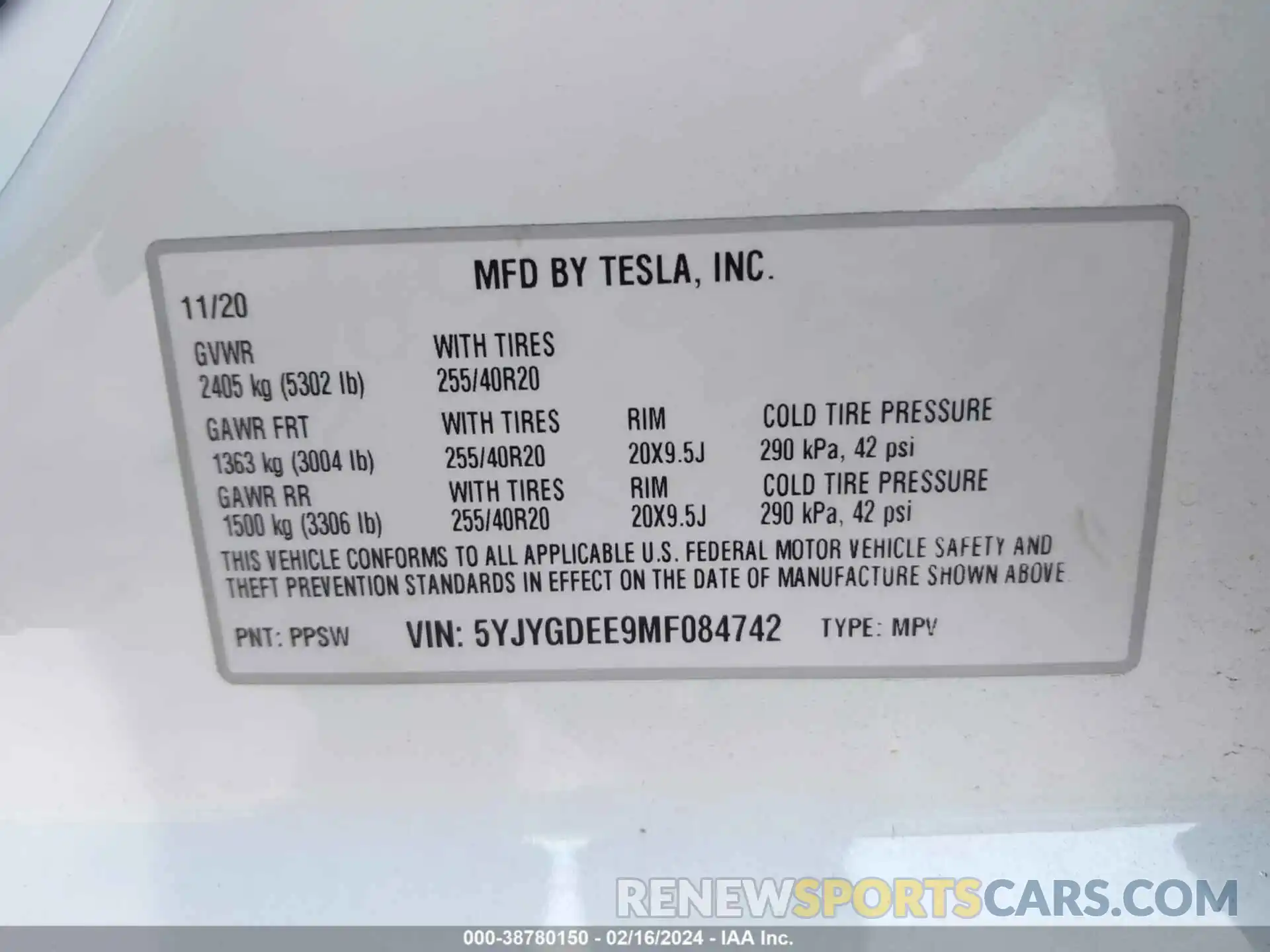 9 Photograph of a damaged car 5YJYGDEE9MF084742 TESLA MODEL Y 2021