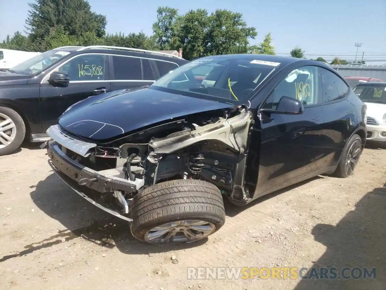 2 Photograph of a damaged car 5YJYGDEE9MF086409 TESLA MODEL Y 2021