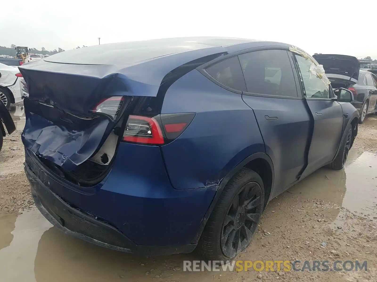 4 Photograph of a damaged car 5YJYGDEE9MF089598 TESLA MODEL Y 2021