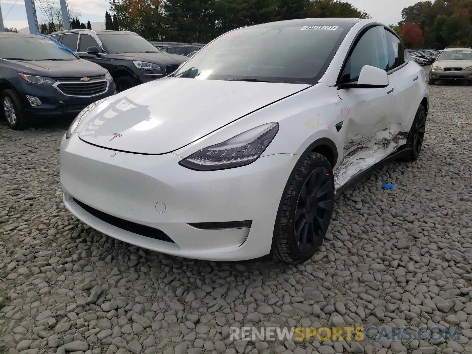 2 Photograph of a damaged car 5YJYGDEE9MF090671 TESLA MODEL Y 2021