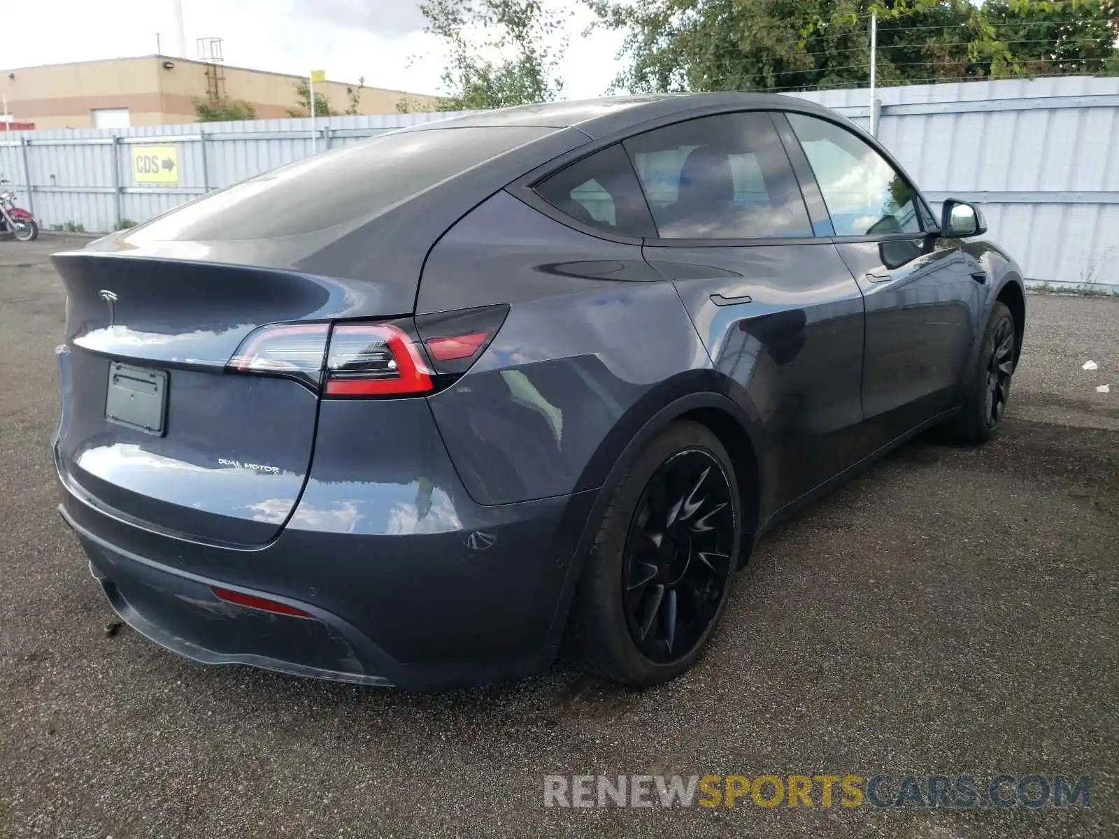 4 Photograph of a damaged car 5YJYGDEE9MF097250 TESLA MODEL Y 2021