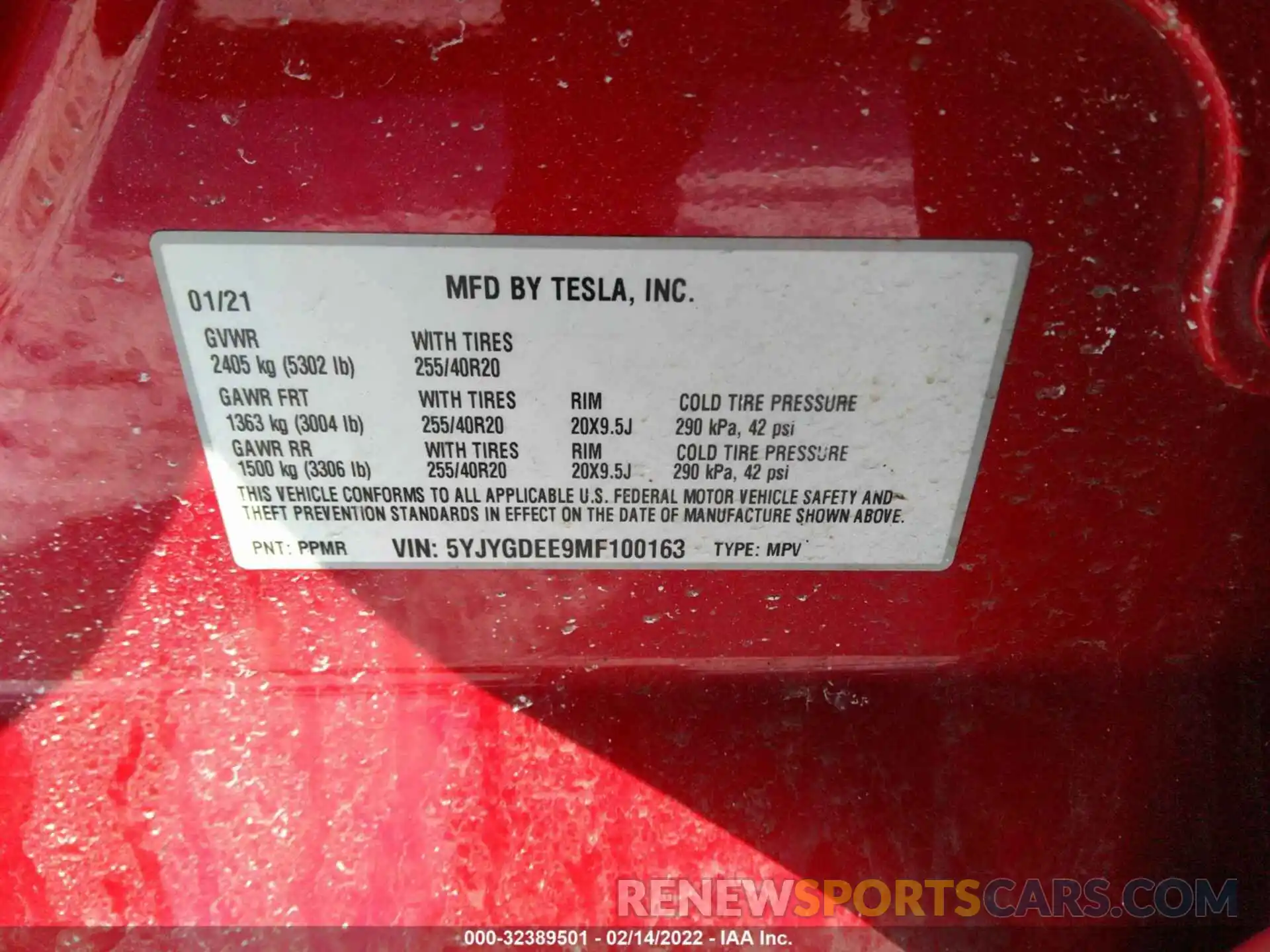 9 Photograph of a damaged car 5YJYGDEE9MF100163 TESLA MODEL Y 2021