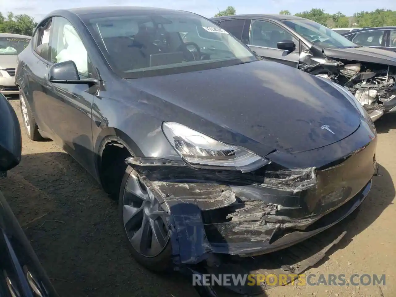 1 Photograph of a damaged car 5YJYGDEE9MF101023 TESLA MODEL Y 2021