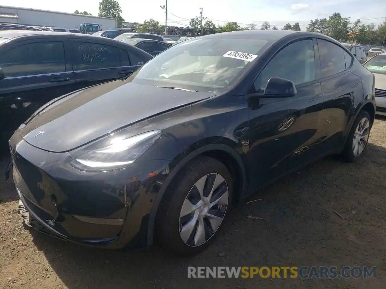 2 Photograph of a damaged car 5YJYGDEE9MF101023 TESLA MODEL Y 2021