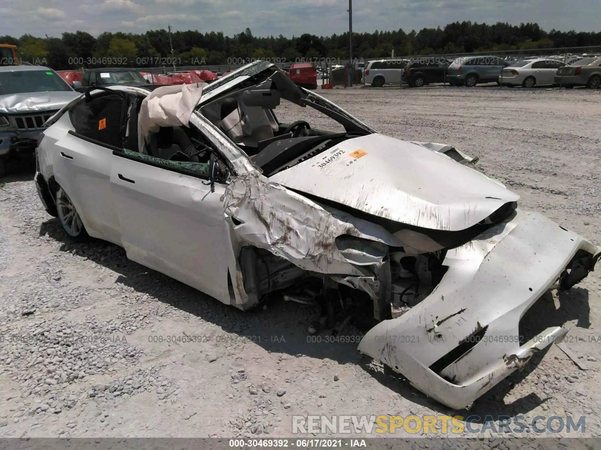 1 Photograph of a damaged car 5YJYGDEE9MF124883 TESLA MODEL Y 2021