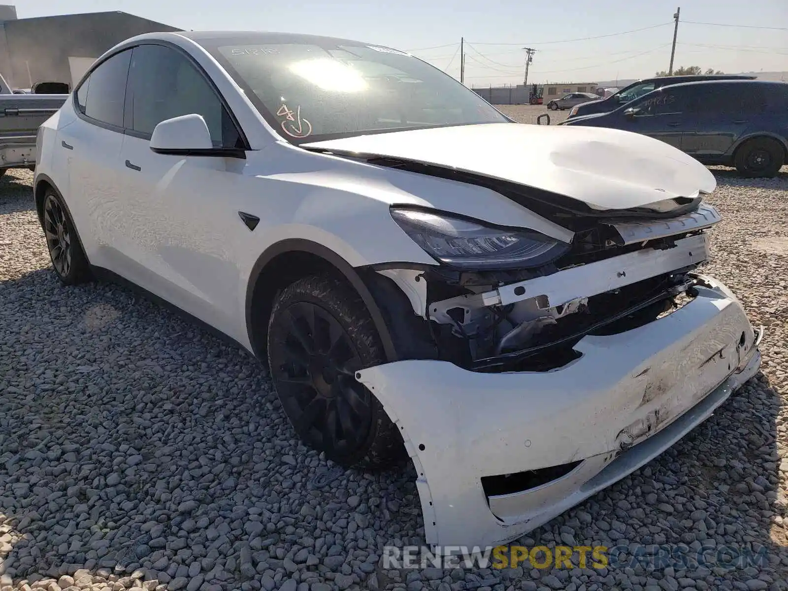 1 Photograph of a damaged car 5YJYGDEE9MF158208 TESLA MODEL Y 2021