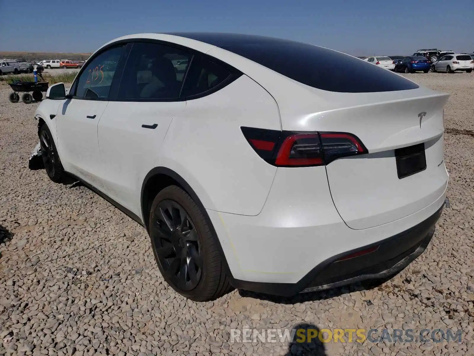 3 Photograph of a damaged car 5YJYGDEE9MF158208 TESLA MODEL Y 2021