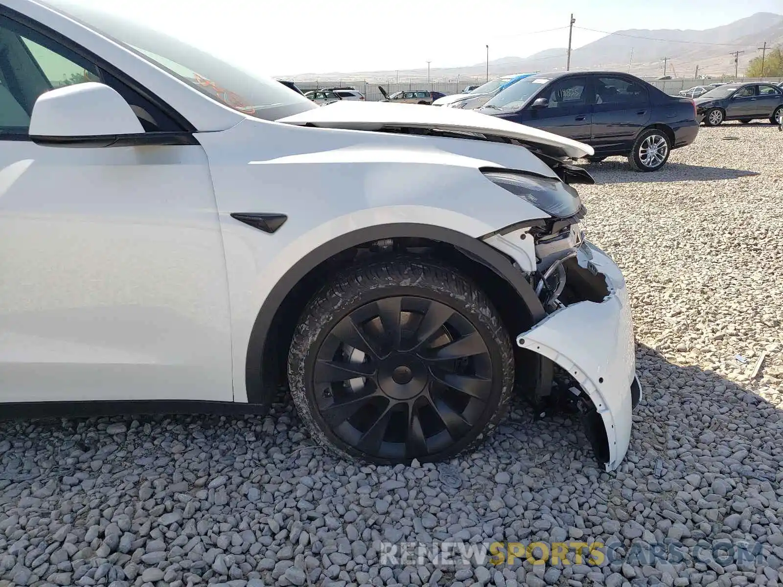 9 Photograph of a damaged car 5YJYGDEE9MF158208 TESLA MODEL Y 2021