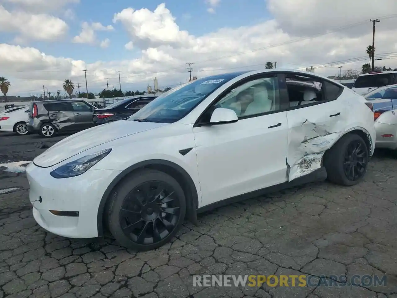 1 Photograph of a damaged car 5YJYGDEE9MF158337 TESLA MODEL Y 2021