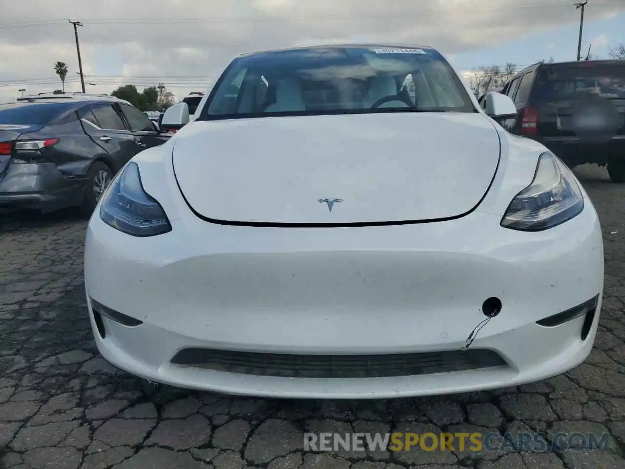 5 Photograph of a damaged car 5YJYGDEE9MF158337 TESLA MODEL Y 2021