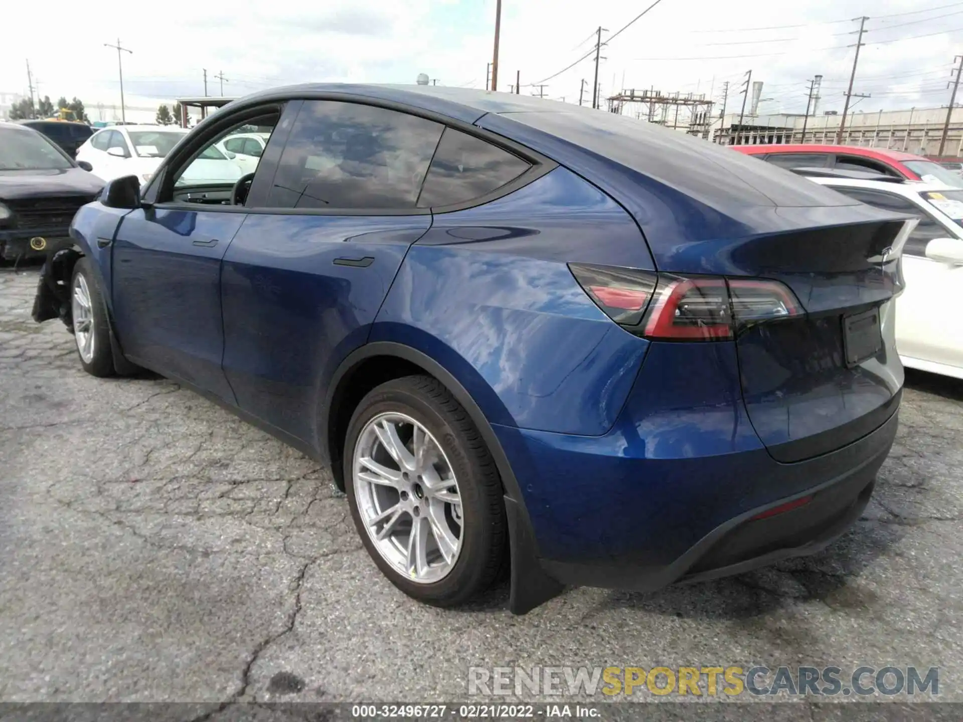 3 Photograph of a damaged car 5YJYGDEE9MF173307 TESLA MODEL Y 2021