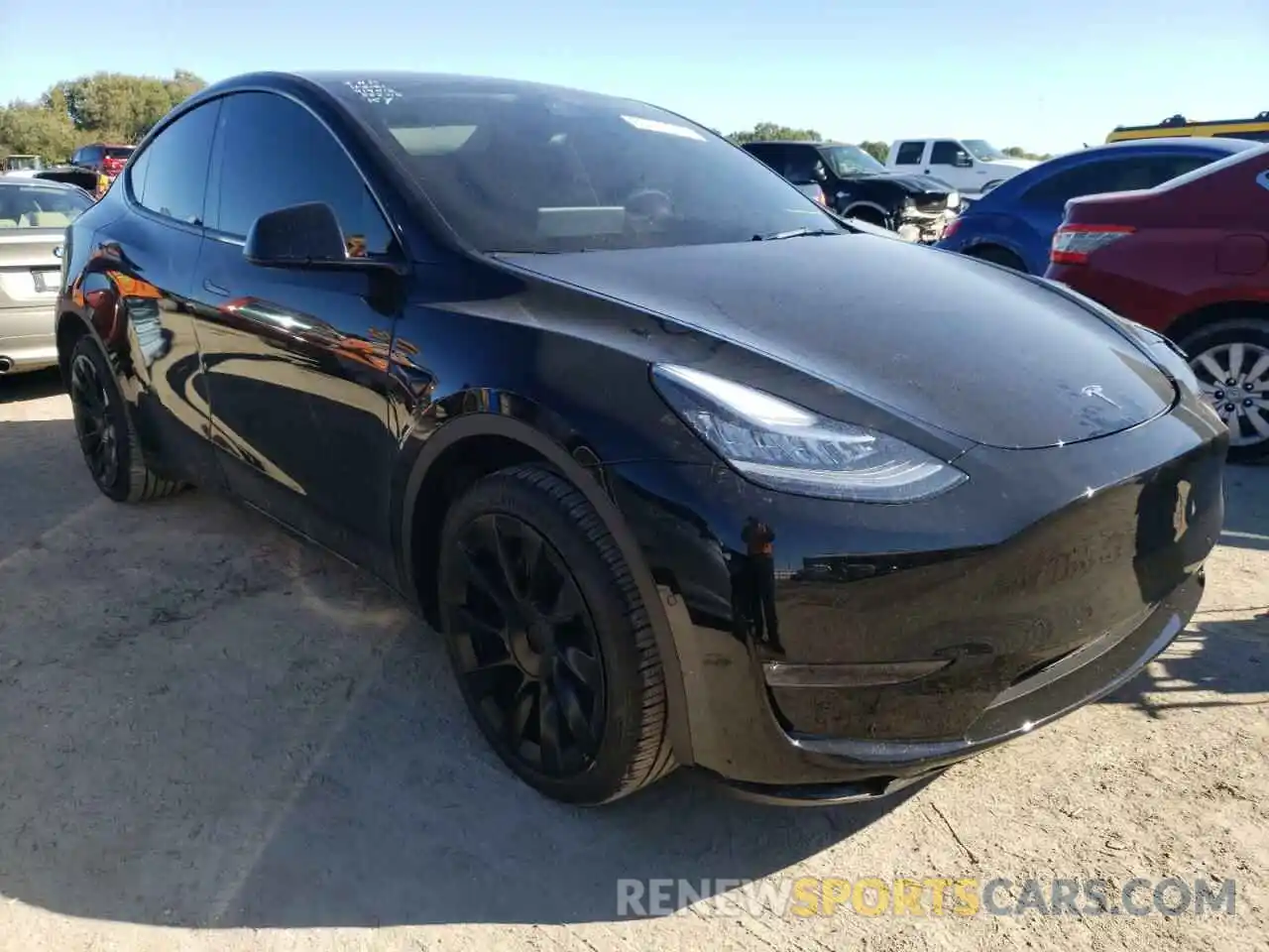 1 Photograph of a damaged car 5YJYGDEE9MF184789 TESLA MODEL Y 2021