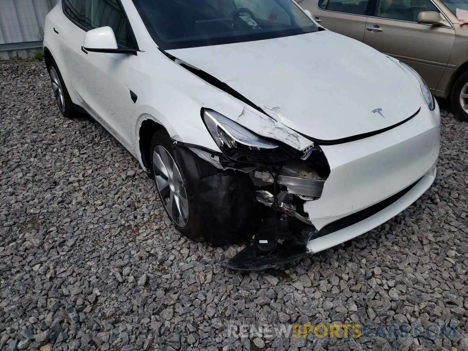 9 Photograph of a damaged car 5YJYGDEE9MF184890 TESLA MODEL Y 2021