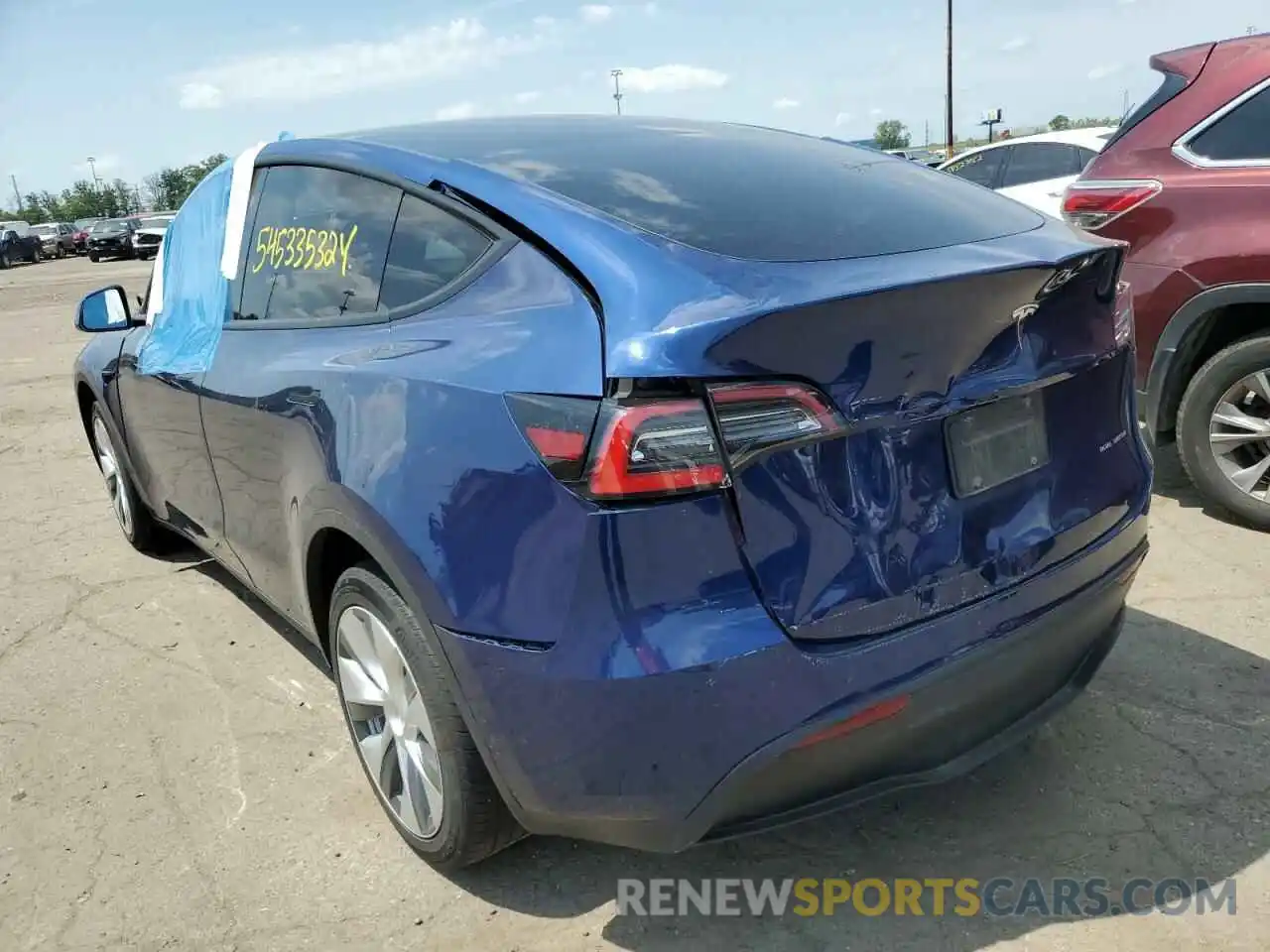 3 Photograph of a damaged car 5YJYGDEE9MF188034 TESLA MODEL Y 2021