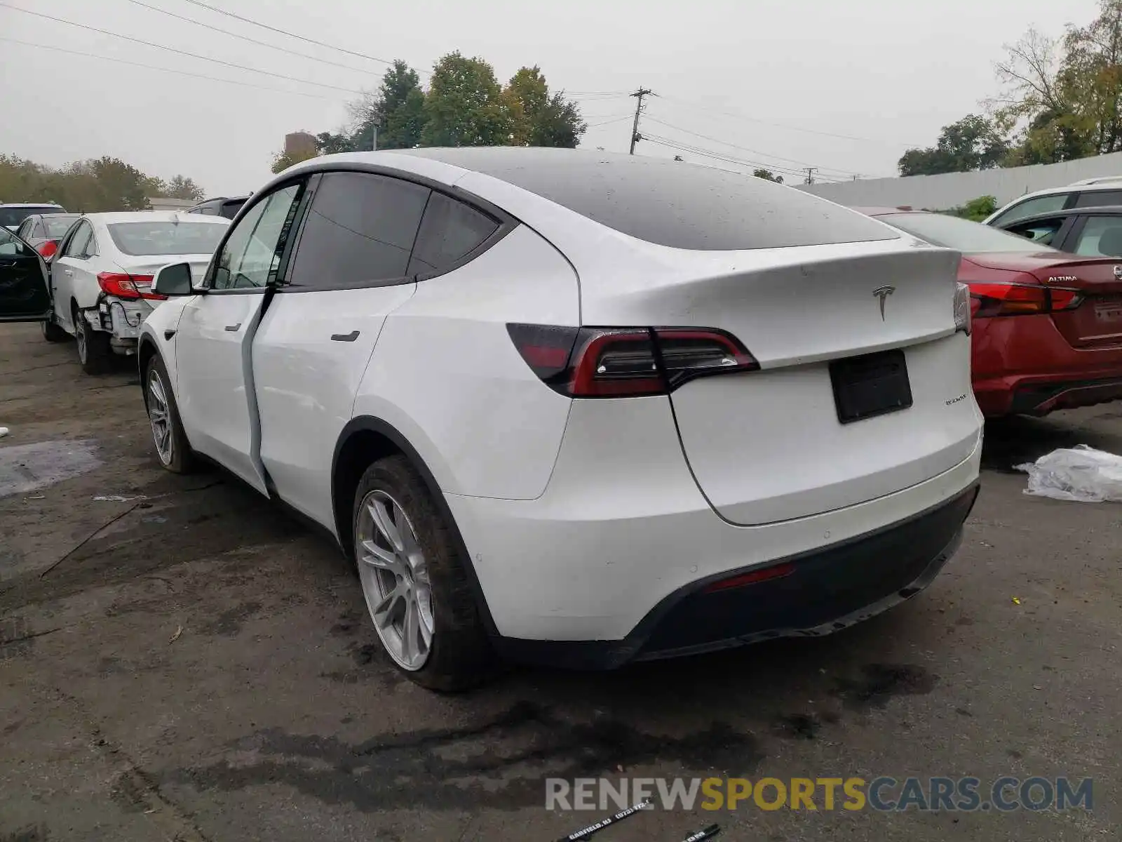 3 Фотография поврежденного автомобиля 5YJYGDEE9MF192018 TESLA MODEL Y 2021