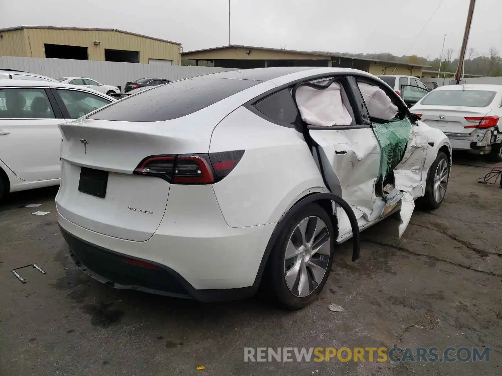 4 Фотография поврежденного автомобиля 5YJYGDEE9MF192018 TESLA MODEL Y 2021