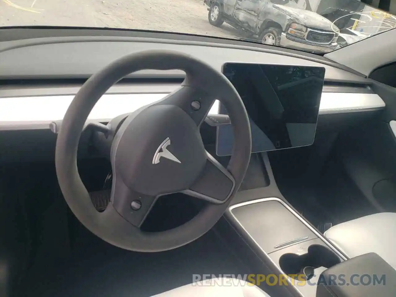 9 Photograph of a damaged car 5YJYGDEE9MF202773 TESLA MODEL Y 2021