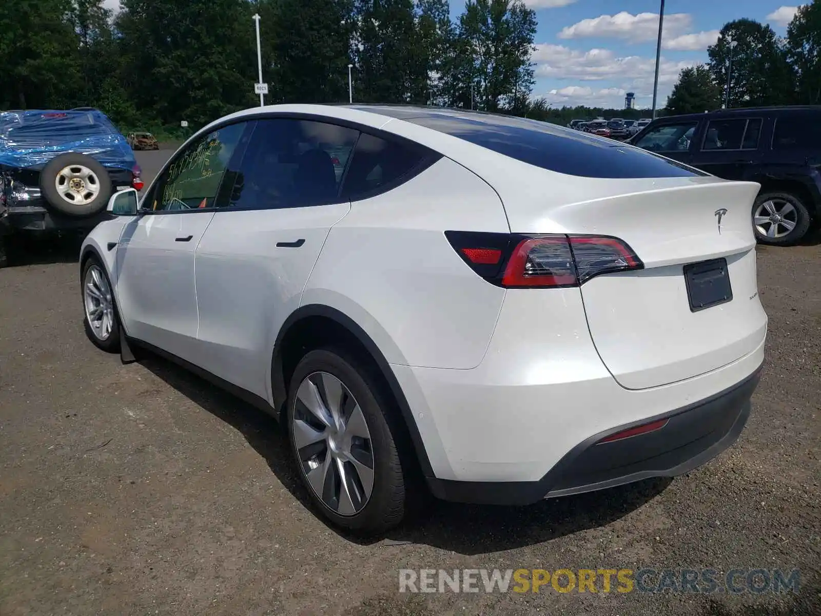 3 Фотография поврежденного автомобиля 5YJYGDEE9MF204877 TESLA MODEL Y 2021