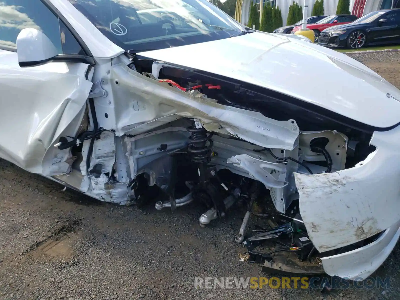 9 Photograph of a damaged car 5YJYGDEE9MF204877 TESLA MODEL Y 2021