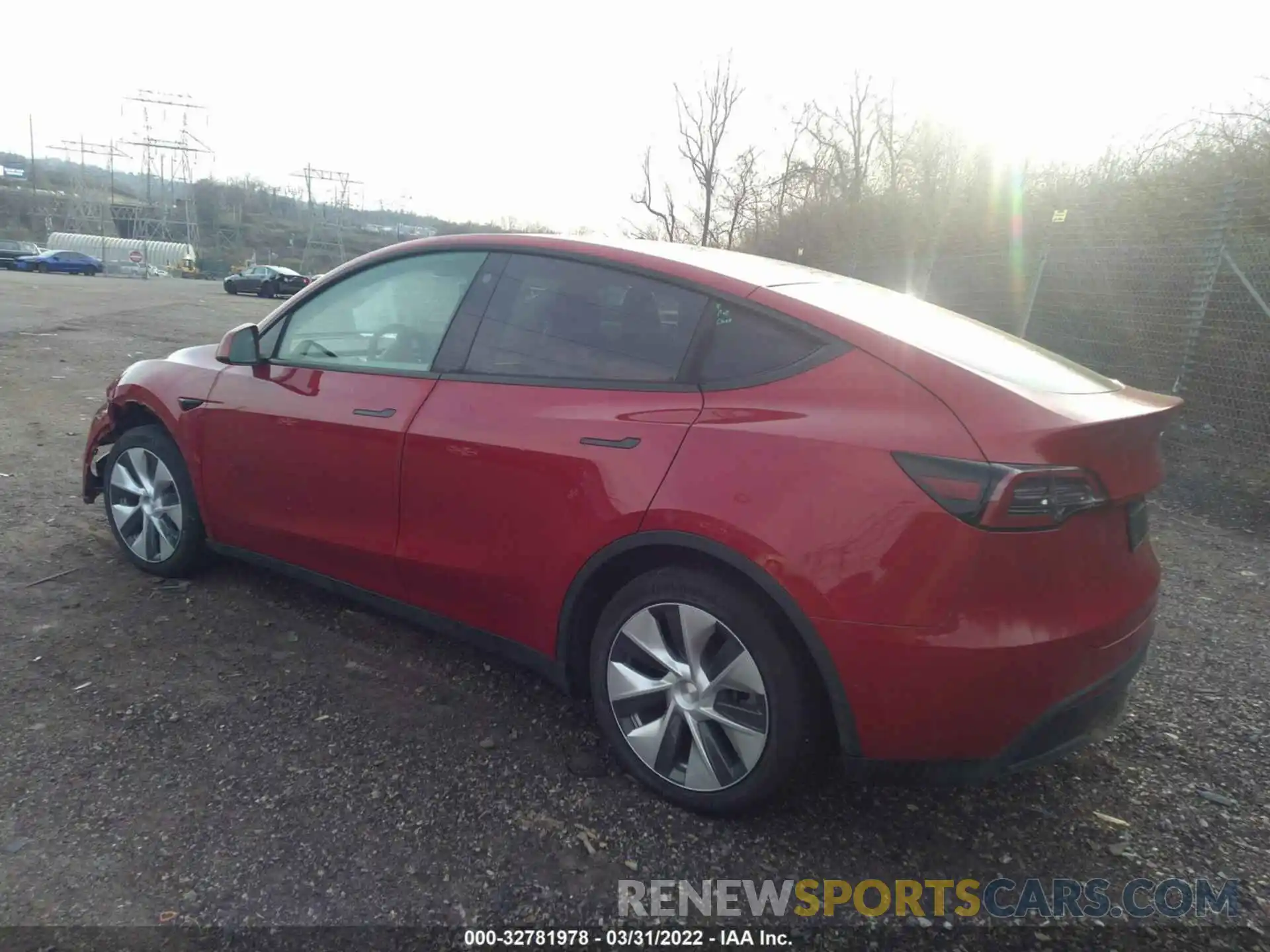 3 Photograph of a damaged car 5YJYGDEE9MF207987 TESLA MODEL Y 2021