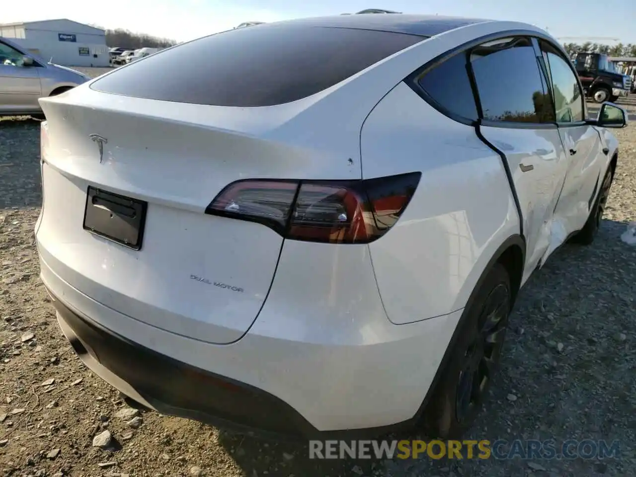 4 Photograph of a damaged car 5YJYGDEE9MF208301 TESLA MODEL Y 2021